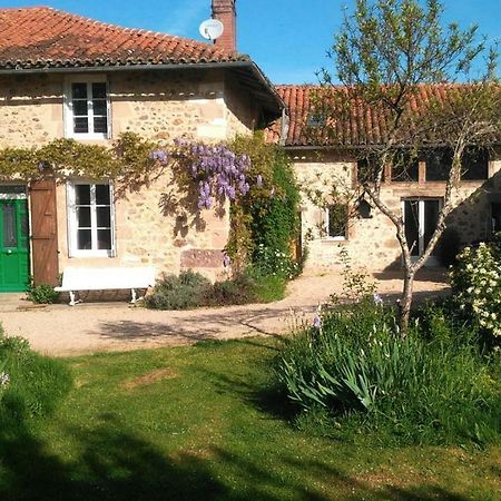 Les Trois Chenes Bed and Breakfast Videix Εξωτερικό φωτογραφία